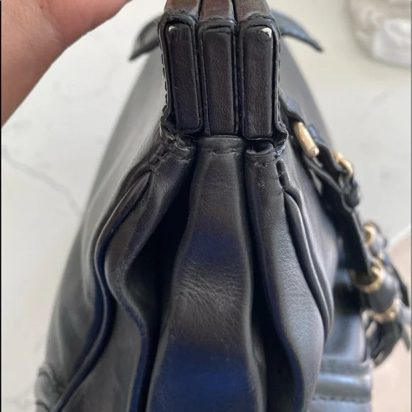 Black Gucci Bamboo Handle Purse - Picture 8 of 15